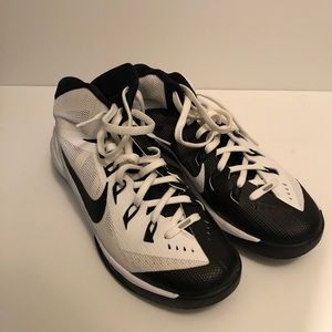 Nike Basketball sneakers